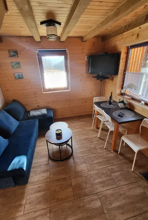 Domki nad soliną wnętrza (20)